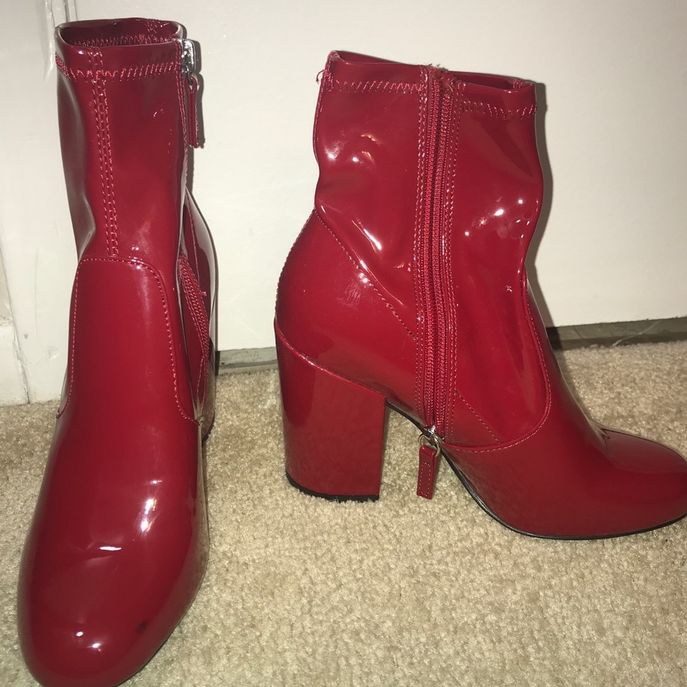 Steve Madden Gaze red patent leather boots